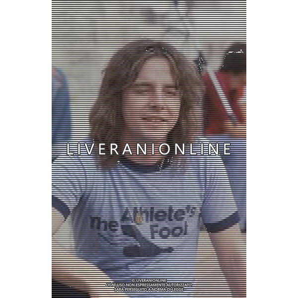 DIA- RETROSPETTIVA JOHN PAUL YOUNG CANTANTE NELLA FOTO AL FESTIVALBAR A VERONA NELL\'ANNO 1976 AG ALDO LIVERANI SAS