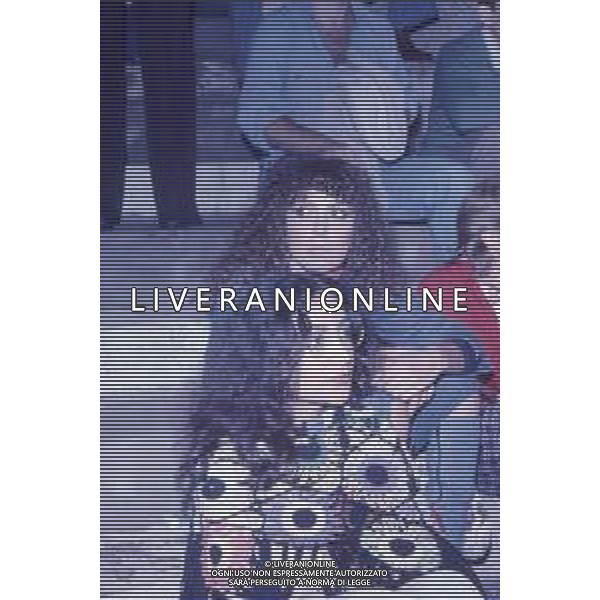 DIAP-RETROSPETTIVA LOREDANA BERTE\' CANTANTE NELLA FOTO LOREDANA BERTE\' CON LA SORELLA MIA MARTINI AG ALDO LIVERANI SAS