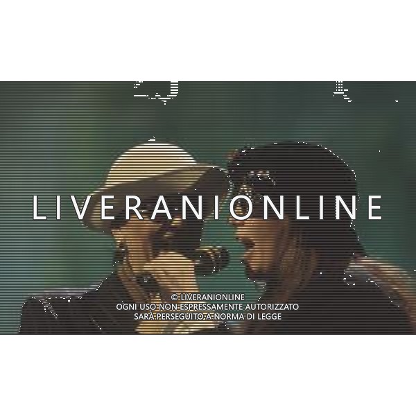 DIAP-RETROSPETTIVA LOREDANA BERTE\' CANTANTE NELLA FOTO LOREDANA BERTE\' CON LA SORELLA MIA MARTINI AG ALDO LIVERANI SAS