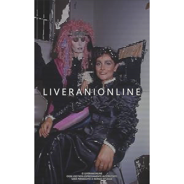 DIAP-LOREDANA BERTE\', Cantautrice Italiana - RETROSPETTIVA nella foto con la Sorella Mia Martini, detta Mimi\' © ARCHIVIO / AGENZIA ALDO LIVERANI SAS