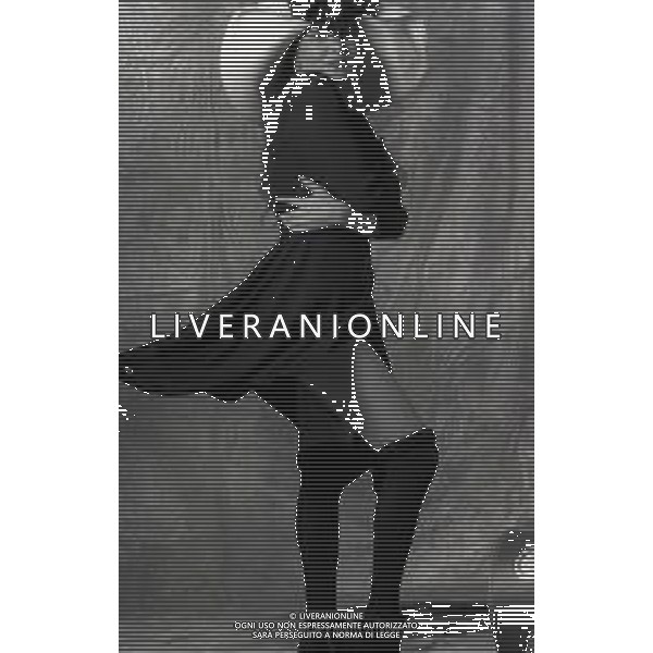 NEG-RETROSPETTIVA LOREDANA BERTE\' CANTANTE NELLA FOTO LOREDANA BERTE\' POSATO ANNO 1995-2000 AG ALDO LIVERANI SAS 