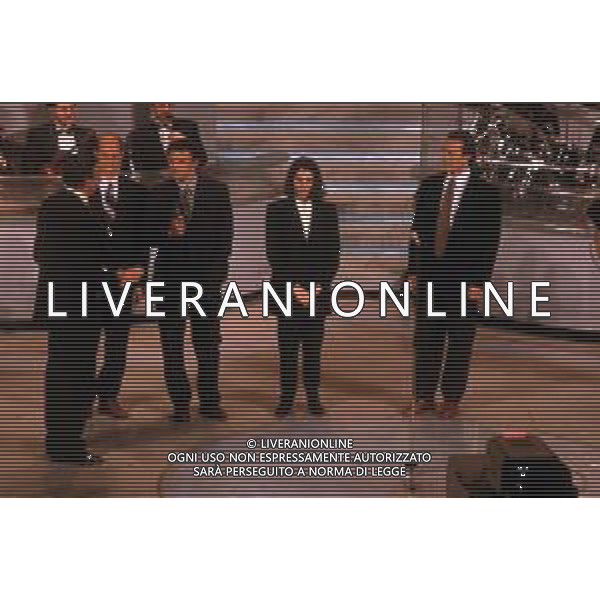DIA- RETROSPETTIVA TOSCA, all\'anagrafe Tiziana Tosca Donati, CANTANTE NELLA FOTO AL FESTIVAL DI SANREMO NELL\'ANNO 1992 CON PIPPO BAUDO, ATTILIO LOMBARDO, PIETRO VIERCHOWOD E MORENO MANNINI ©DFP/AGENZIA ALDO LIVERANI SAS