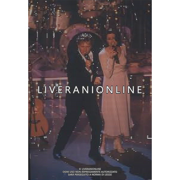 DIA- RETROSPETTIVA TOSCA, all\'anagrafe Tiziana Tosca Donati, CANTANTE NELLA FOTO AL FESTIVAL DI SANREMO NELL\'ANNO 1996 CON RON, Rosalino Cellamare ©DIM Studio/AGENZIA ALDO LIVERANI SAS