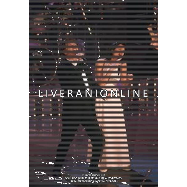 DIA- RETROSPETTIVA TOSCA, all\'anagrafe Tiziana Tosca Donati, CANTANTE NELLA FOTO AL FESTIVAL DI SANREMO NELL\'ANNO 1996 CON RON, Rosalino Cellamare ©DIM Studio/AGENZIA ALDO LIVERANI SAS