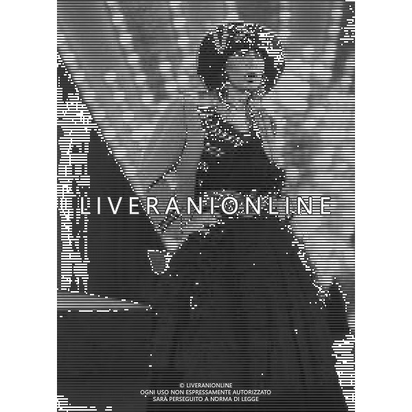 ST-RETROSPETTIVA LOREDANA BERTE\' CANTANTE NELLA FOTO LOREDANA BERTE\' NELL\'ANNO 1981 AG ALDO LIVERANI SAS
