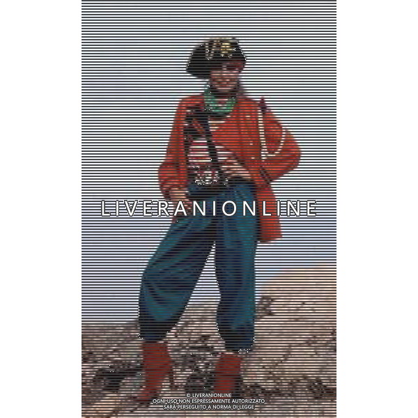 DIAP-RETROSPETTIVA LOREDANA BERTE\' CANTANTE NELLA FOTO LOREDANA BERTE\' NELL\'ANNO 1981 AG ALDO LIVERANI SAS