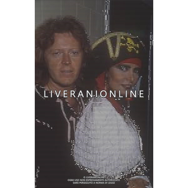 DIAP-RETROSPETTIVA LOREDANA BERTE\' CANTANTE NELLA FOTO LOREDANA BERTE\' NELL\'ANNO 1981 CON UMBERTO TOZZI AG ALDO LIVERANI SAS