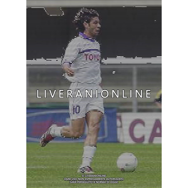 06-05-2001-VERONA-CAMPIONATO DI CALCIO SERIE A VERONA-FIORENTINA NELLA FOTO MANUEL RUI COSTA AG ALDO LIVERANI SAS
