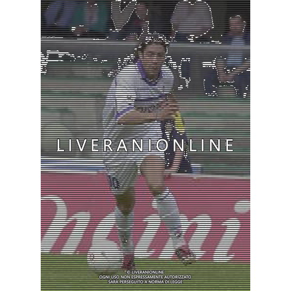 06-05-2001-VERONA-CAMPIONATO DI CALCIO SERIE A VERONA-FIORENTINA NELLA FOTO MANUEL RUI COSTA AG ALDO LIVERANI SAS