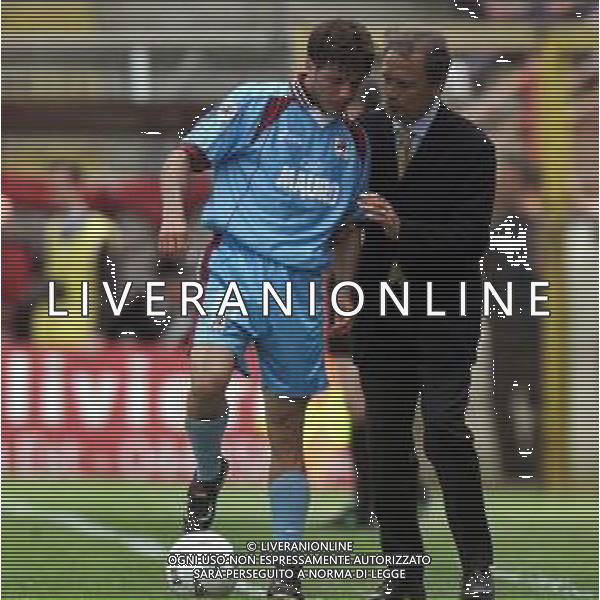 06-05-2001 VICENZA-CAMPIONATO DI CALCIO SERIE A VICENZA-REGGINA 2-1 NELLA FOTO FRANCO COLOMBA ALLENATORE REGGINA CALCIO CON FRANCESCO COZZA AG ALDO LIVERANI SAS
