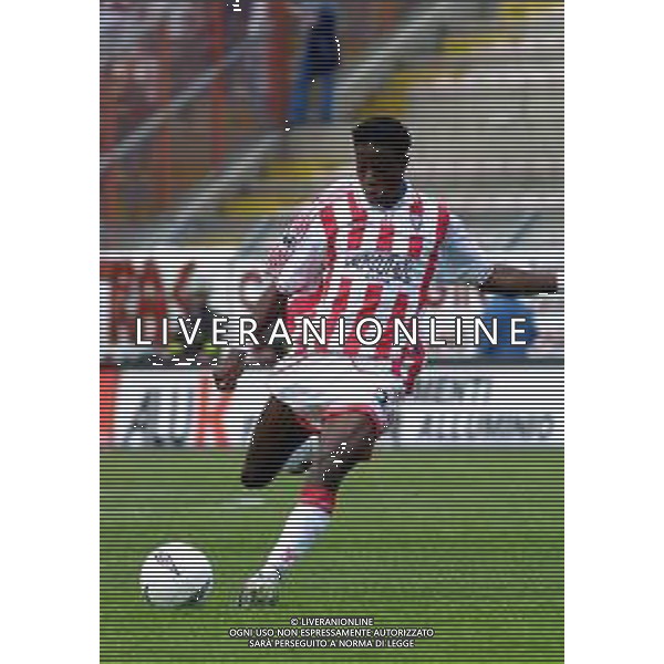 06-05-2001 VICENZA-CAMPIONATO DI CALCIO SERIE A VICENZA-REGGINA 2-1 NELLA FOTO MOHAMED KALLON AG ALDO LIVERANI SAS