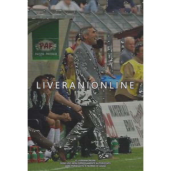06-05-2001 VICENZA-CAMPIONATO DI CALCIO SERIE A VICENZA-REGGINA 2-1 NELLA FOTO EDOARDO REJA ALLENATORE VICENZA CALCIO AG ALDO LIVERANI SAS