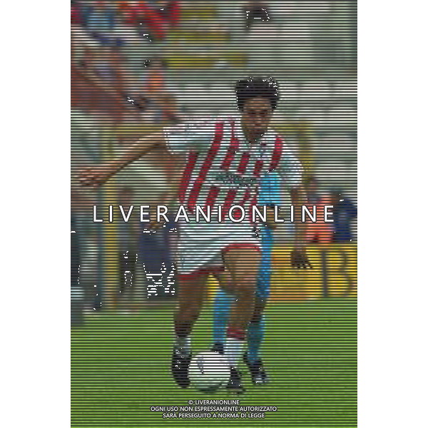 06-05-2001 VICENZA-CAMPIONATO DI CALCIO SERIE A VICENZA-REGGINA 2-1 NELLA FOTO LUCA TONI AG ALDO LIVERANI SAS