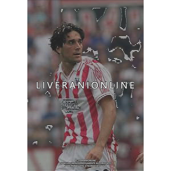 06-05-2001 VICENZA-CAMPIONATO DI CALCIO SERIE A VICENZA-REGGINA 2-1 NELLA FOTO LUCA TONI AG ALDO LIVERANI SAS