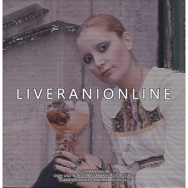 COL- RETROSPETTIVA MIA MARTINI CANTANTE NELLA FOTO MIA MARTINI NELL\'ANNO 1972 AG ALDO LIVERANI SAS