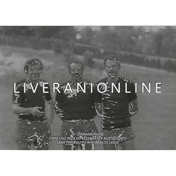 1976-1977 ALLENAMENTO FOGGIA CALCIO NELLA FOTO ALLENAMENTO FOGGIA CALCIO AG ALDO LIVERANI SAS