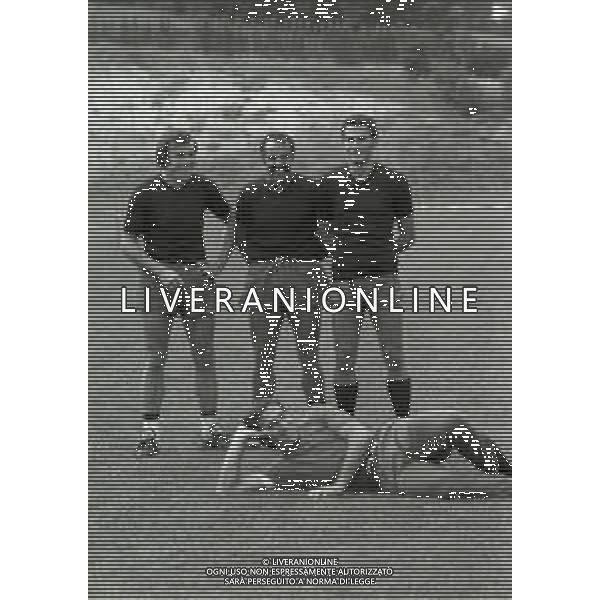 1976-1977 ALLENAMENTO FOGGIA CALCIO NELLA FOTO ALLENAMENTO FOGGIA CALCIO AG ALDO LIVERANI SAS
