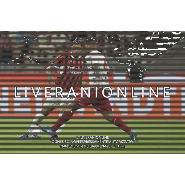Theo Hernandez of AC Milan. battle for the ball with Armando Izzo of AC Monza during AC Milan vs AC Monza , 2° edition of "Trofeo Berlusconi", frendly match pre-season, at Giuseppe Meazza - San Siro stadium of Milano (MI), Italy, on August 13, 2024. (Photo by Davide Casentini)/ AGENZIA ALDO LIVERANI SAS