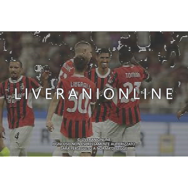 Tijjani Reijnders of AC Milan. celebrates with team mate during AC Milan vs AC Monza , 2° edition of "Trofeo Berlusconi", frendly match pre-season, at Giuseppe Meazza - San Siro stadium of Milano (MI), Italy, on August 13, 2024. (Photo by Davide Casentini)/ AGENZIA ALDO LIVERANI SAS