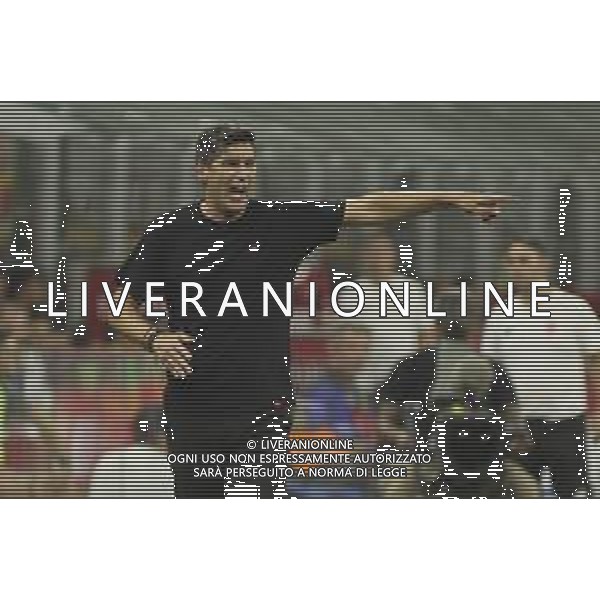 Paulo Fonseca Head Coach of AC Milan gestures during AC Milan vs AC Monza , 2° edition of "Trofeo Berlusconi", frendly match pre-season, at Giuseppe Meazza - San Siro stadium of Milano (MI), Italy, on August 13, 2024. (Photo by Davide Casentini)/ AGENZIA ALDO LIVERANI SAS