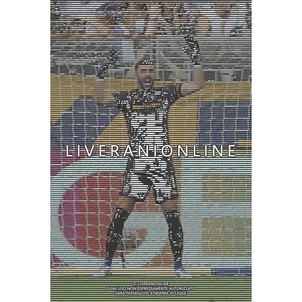 Pietro Terracciano of ACF Fiorentina gestures during Parma FC vs ACF Fiorentina, 1° Serie A Enilive 2024-25 game at Ennio Tardini Stadium in Parma (PR), Italy, on August 17, 2024. (Photo by Davide Casentini)/AGENZIA ALDO LIVERANI SAS