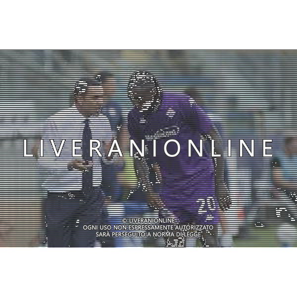 Raffaele Palladino Head coach of ACF Fiorentina speaks to Moise Kean of ACF Fiorentina during Parma FC vs ACF Fiorentina, 1° Serie A Enilive 2024-25 game at Ennio Tardini Stadium in Parma (PR), Italy, on August 17, 2024. (Photo by Davide Casentini)/AGENZIA ALDO LIVERANI SAS