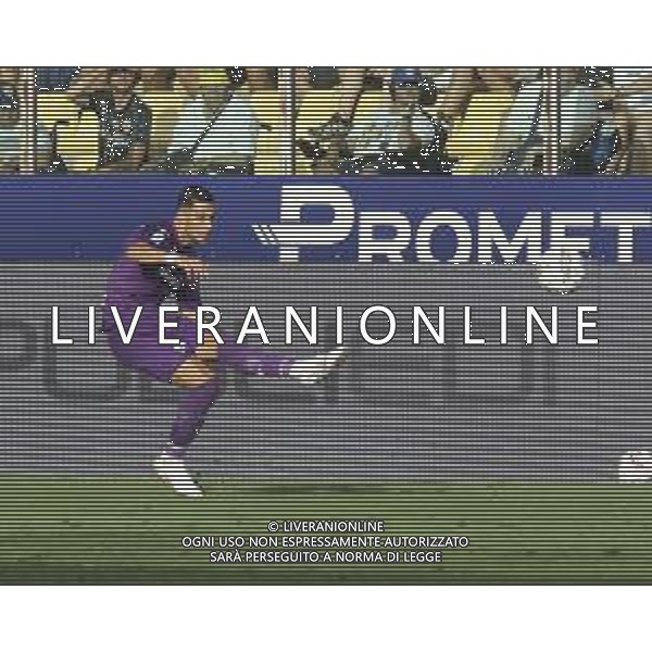 Rolando Mandragora of ACF Fiorentina play the ball during Parma FC vs ACF Fiorentina, 1° Serie A Enilive 2024-25 game at Ennio Tardini Stadium in Parma (PR), Italy, on August 17, 2024. (Photo by Davide Casentini)/AGENZIA ALDO LIVERANI SAS