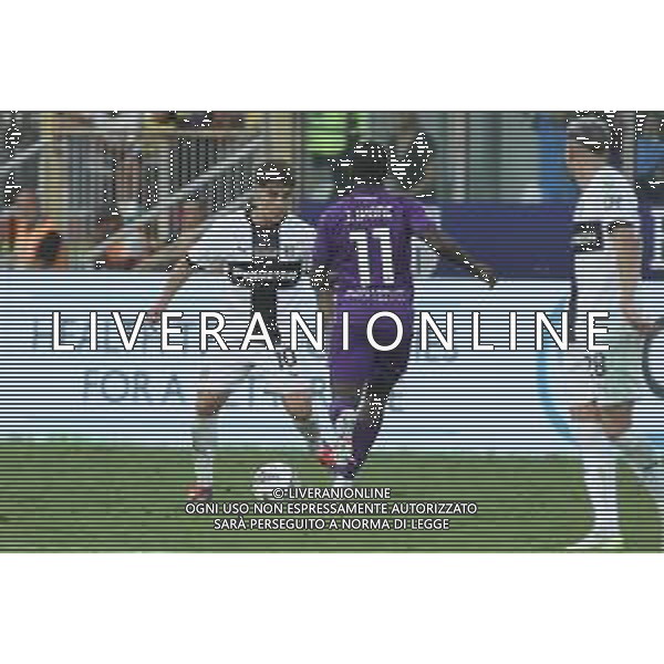 Adriàn Bernabè of Parma AC play the ball during Parma FC vs ACF Fiorentina, 1° Serie A Enilive 2024-25 game at Ennio Tardini Stadium in Parma (PR), Italy, on August 17, 2024. (Photo by Davide Casentini)/AGENZIA ALDO LIVERANI SAS