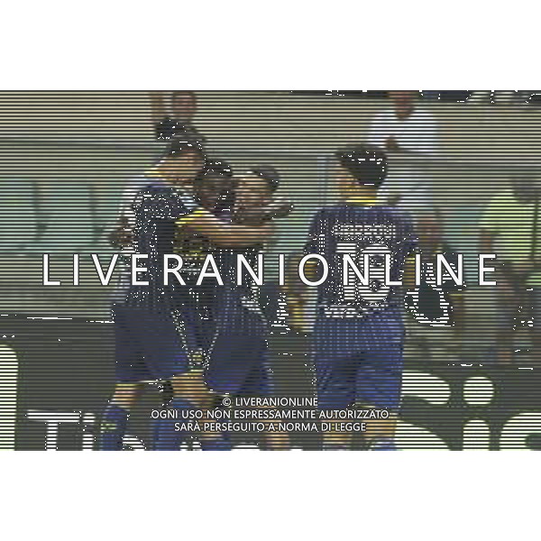 Daniel Mosquera of Hellas Verona FC celebrates after scoring during Hellas Verona FC vs SSC Napoli, 1° Serie A EniLive 2024-25 game at Marcantonio Bentegodi Stadium in Verona (VR), Italy, on August 18, 2024. (Photo by Davide Casentini)/AGENZIA ALDO LIVERANI SAS