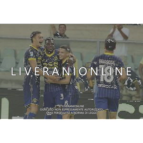 Daniel Mosquera of Hellas Verona FC celebrates after scoring during Hellas Verona FC vs SSC Napoli, 1° Serie A EniLive 2024-25 game at Marcantonio Bentegodi Stadium in Verona (VR), Italy, on August 18, 2024. (Photo by Davide Casentini)/AGENZIA ALDO LIVERANI SAS