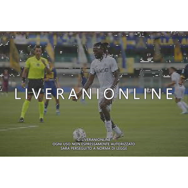 Andre\'-Frank Zambo Anguissa of SSC Napoli during Hellas Verona FC vs SSC Napoli, 1° Serie A EniLive 2024-25 game at Marcantonio Bentegodi Stadium in Verona (VR), Italy, on August 18, 2024. (Photo by Davide Casentini)/AGENZIA ALDO LIVERANI SAS
