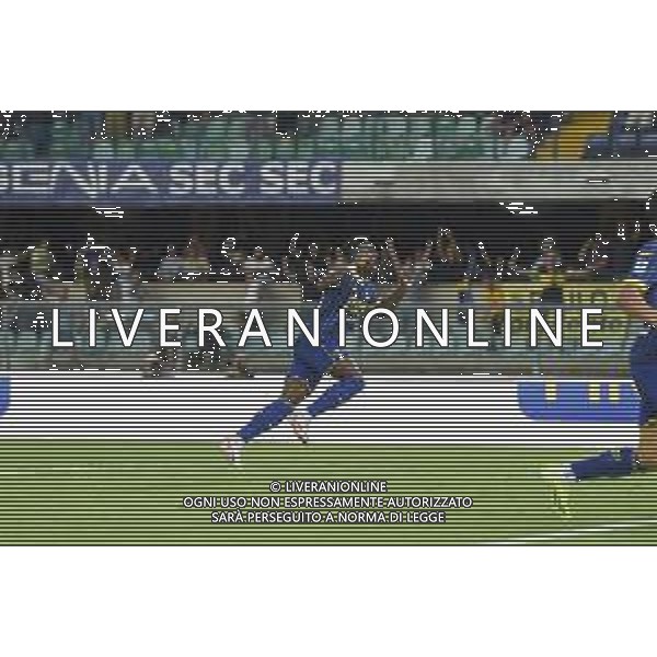 Daniel Mosquera of Hellas Verona FC scores a goal during Hellas Verona FC vs SSC Napoli, 1° Serie A EniLive 2024-25 game at Marcantonio Bentegodi Stadium in Verona (VR), Italy, on August 18, 2024. (Photo by Davide Casentini)/AGENZIA ALDO LIVERANI SAS