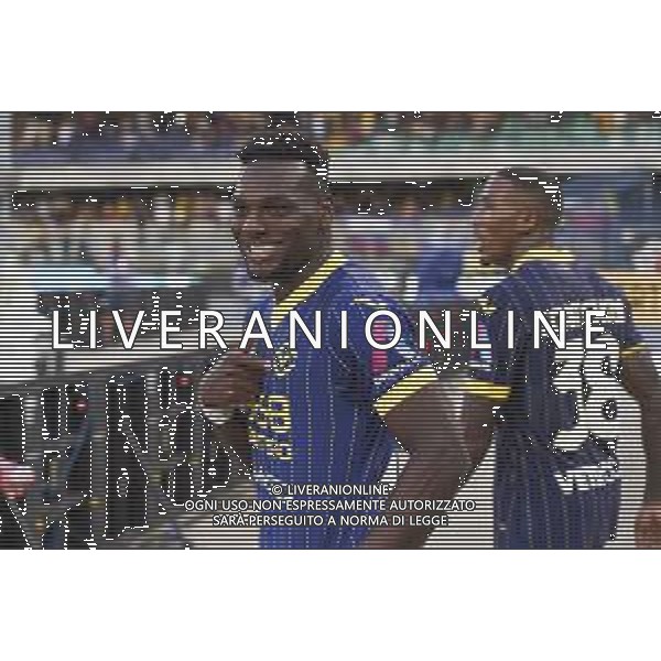 Daniel Mosquera of Hellas Verona FC celebrates after scoring during Hellas Verona FC vs SSC Napoli, 1° Serie A EniLive 2024-25 game at Marcantonio Bentegodi Stadium in Verona (VR), Italy, on August 18, 2024. (Photo by Davide Casentini)/AGENZIA ALDO LIVERANI SAS