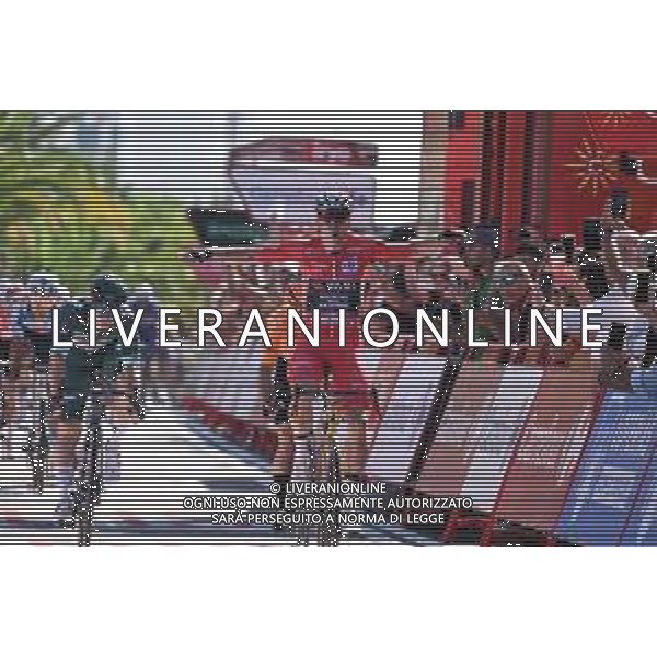 19-08-2024 Vuelta A Espana; Tappa 03 Lousa - Castelo Branco; 2024, Visma - Lease A Bike; 2024, Alpecin - Deceuninck; Van Aert, Wout; Groves, Kaden; Castelo Branco; ©SIROTTI/AGENZIA ALDO LIVERANI SAS