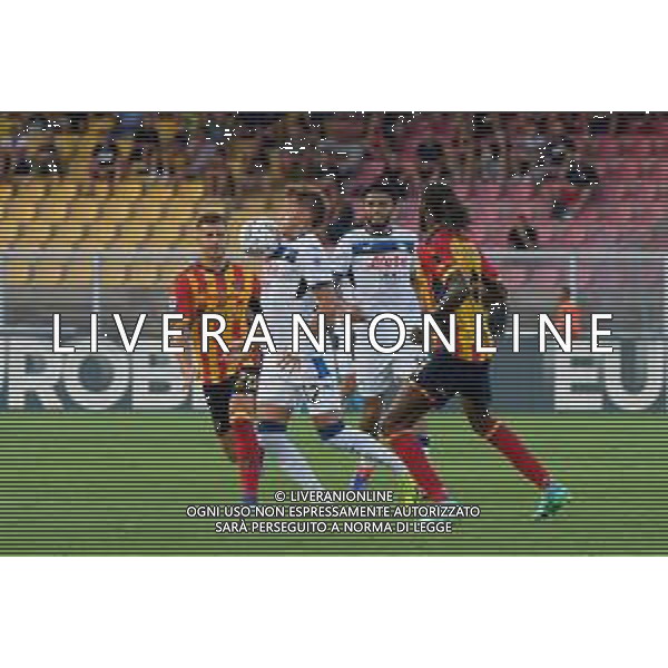TVEM August 19, 2024 Lecce, Italy - US Lecce vs Atalanta - Italian soccer serie A 2024/25 - Via Del Mare Stadium. In the pic by Emmanuele Mastrodonato/agenzia Aldo Liverani sas: Mateo Retegui of Atalanta in action against Ylber Ramadani of US Lecce ©TVEM/AGENZIA ALDO LIVERANI SAS
