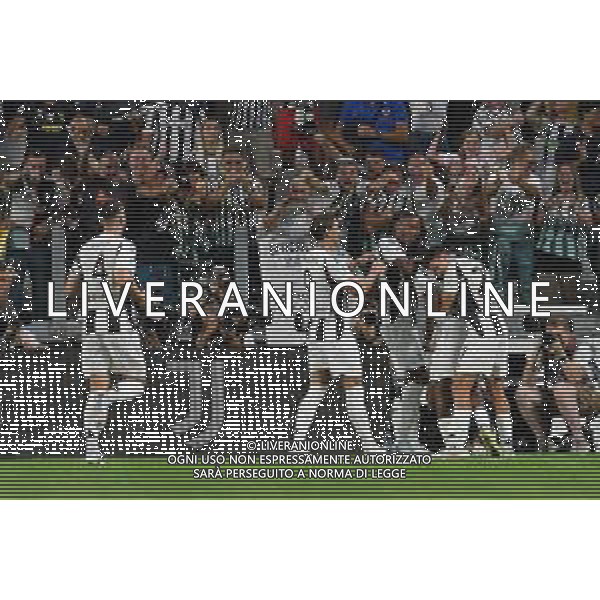 Torino 19.08.2024 Allianz Stadium @Manuela Viganti /Ag. Aldo Liverani sas Juventus vs Como Campionato Calcio Serie A Enilive 2024/2025 1a giornata Nella foto: esultanza juventus dopo il gol di samuel mbangula ©Viganti/AGENZIA ALDO LIVERANI SAS
