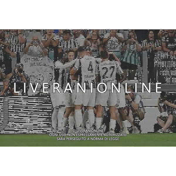Torino 19.08.2024 Allianz Stadium @Manuela Viganti /Ag. Aldo Liverani sas Juventus vs Como Campionato Calcio Serie A Enilive 2024/2025 1a giornata Nella foto: esultanza juventus dopo il gol di samuel mbangula ©Viganti/AGENZIA ALDO LIVERANI SAS