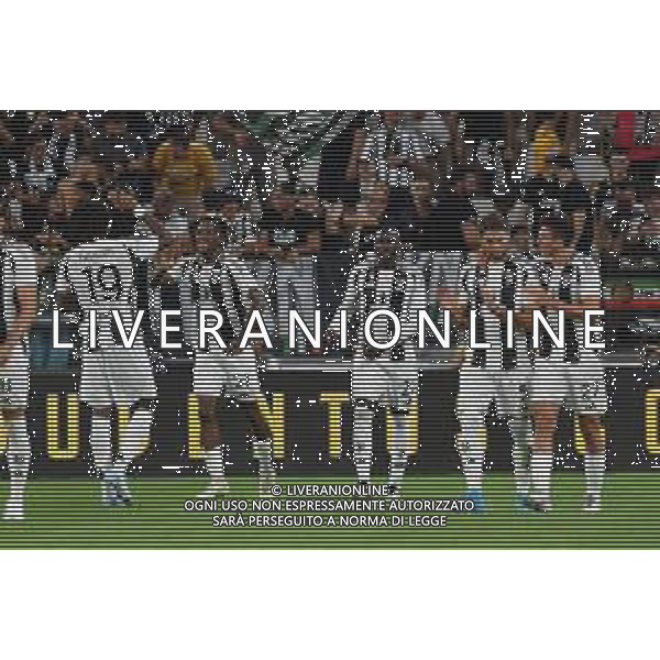 Torino 19.08.2024 Allianz Stadium @Manuela Viganti /Ag. Aldo Liverani sas Juventus vs Como Campionato Calcio Serie A Enilive 2024/2025 1a giornata Nella foto: esultanza juventus dopo il gol di samuel mbangula ©Viganti/AGENZIA ALDO LIVERANI SAS