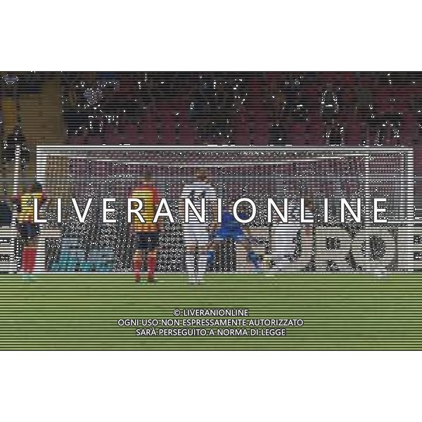 TVEM August 19, 2024 Lecce, Italy - US Lecce vs Atalanta - Italian soccer serie A 2024/25 - Via Del Mare Stadium. In the pic by Emmanuele Mastrodonato/agenzia Aldo Liverani sas: Mateo Retegui of Atalanta score the goal on penalty