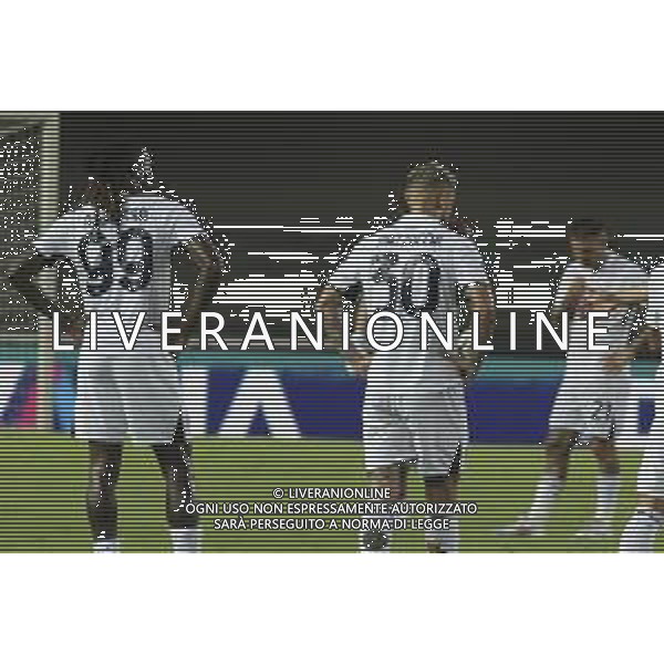 Andre\'-Frank Zambo Anguissa of SSC Napoli and Pasquale Mazzocchi of SSC Napoli expresses disappointment at the end of Hellas Verona FC vs SSC Napoli, 1° Serie A EniLive 2024-25 game at Marcantonio Bentegodi Stadium in Verona (VR), Italy, on August 18, 2024. (Photo by Davide Casentini)/AGENZIA ALDO LIVERANI SAS