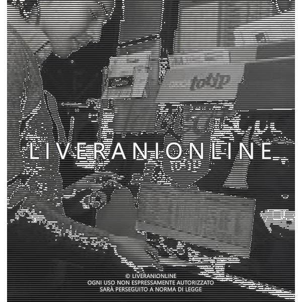 NEG-1974 MILANO IL GIOCO DEL TOTOCALCIO E TOTIP NELLE RICEVITORIE AG ALDO LIVERANI SAS
