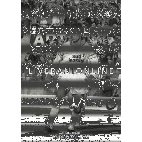 NEG-04-12-1988 -BARI CAMPIONATO DI CALCIO SERIE B BARI -GENOA 0-0 NELLA FOTO PAOLO MONELLI AG ALDO LIVERANI SAS