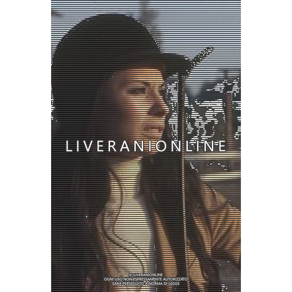 DIA- RETROSPETTIVA ROSANNA FRATELLO CANTANTE NELLA FOTO ROSANNA FRATELLO A MILANO NELL\'ANNO 1971 AL MANEGGIO AG ALDO LIVERANI SAS