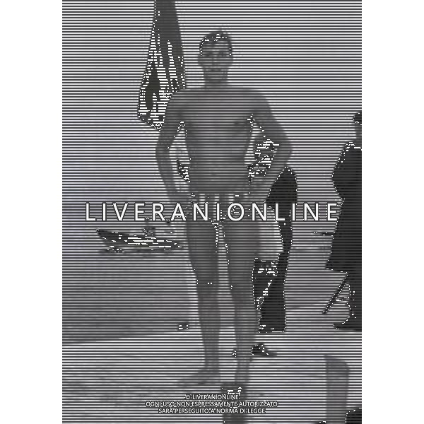 NEG-RETROSPETTIVA GIANNI DE MAGISTRIS PALLANUOTO NELLA FOTO GIANNI DE MAGISTRIS RIPRODUZIONI AG ALDO LIVERANI SAS