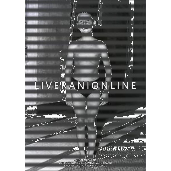 NEG-RETROSPETTIVA GIANNI DE MAGISTRIS PALLANUOTO NELLA FOTO GIANNI DE MAGISTRIS RIPRODUZIONI AG ALDO LIVERANI SAS