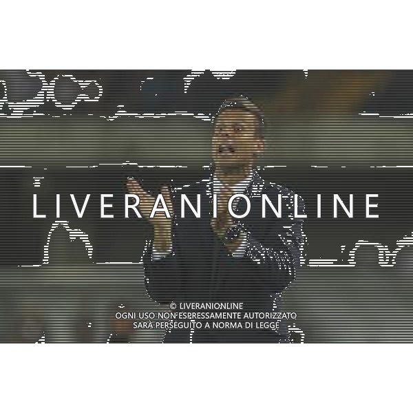 Thiago Motta Head Coach of Juventus FC claps the hand during Hellas Verona FC vs Juventus FC, 2° Serie A Enilive 2024-25 game at Marcantonio Bentegodi Stadium in Verona (VR), Italy, on August 26, 2024. (Photo by Davide Casentini)/ AGENZIA ALDO LIVERANI SAS