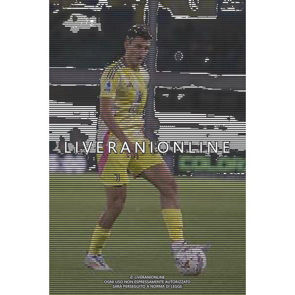 Andrea Cambiaso of Juventus FC play the ball during Hellas Verona FC vs Juventus FC, 2° Serie A Enilive 2024-25 game at Marcantonio Bentegodi Stadium in Verona (VR), Italy, on August 26, 2024. (Photo by Davide Casentini)/ AGENZIA ALDO LIVERANI SAS