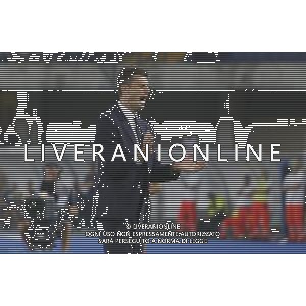 Thiago Motta Head Coach of Juventus FC claps the hand during Hellas Verona FC vs Juventus FC, 2° Serie A Enilive 2024-25 game at Marcantonio Bentegodi Stadium in Verona (VR), Italy, on August 26, 2024. (Photo by Davide Casentini)/ AGENZIA ALDO LIVERANI SAS