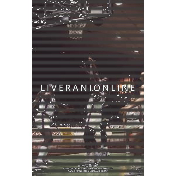 DIAP-RETROSPETTIVA KOBE BRYANT BASKET NELLA FOTO KOBE BRYANT ANNO 1989-1991 PALLACANESTRO REGGIANA AG ALDO LIVERANI SAS