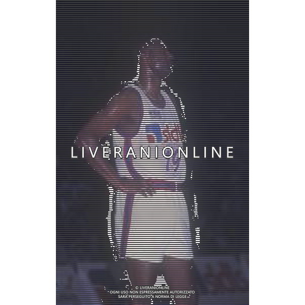 DIAP-RETROSPETTIVA KOBE BRYANT BASKET NELLA FOTO KOBE BRYANT ANNO 1989-1991 PALLACANESTRO REGGIANA AG ALDO LIVERANI SAS